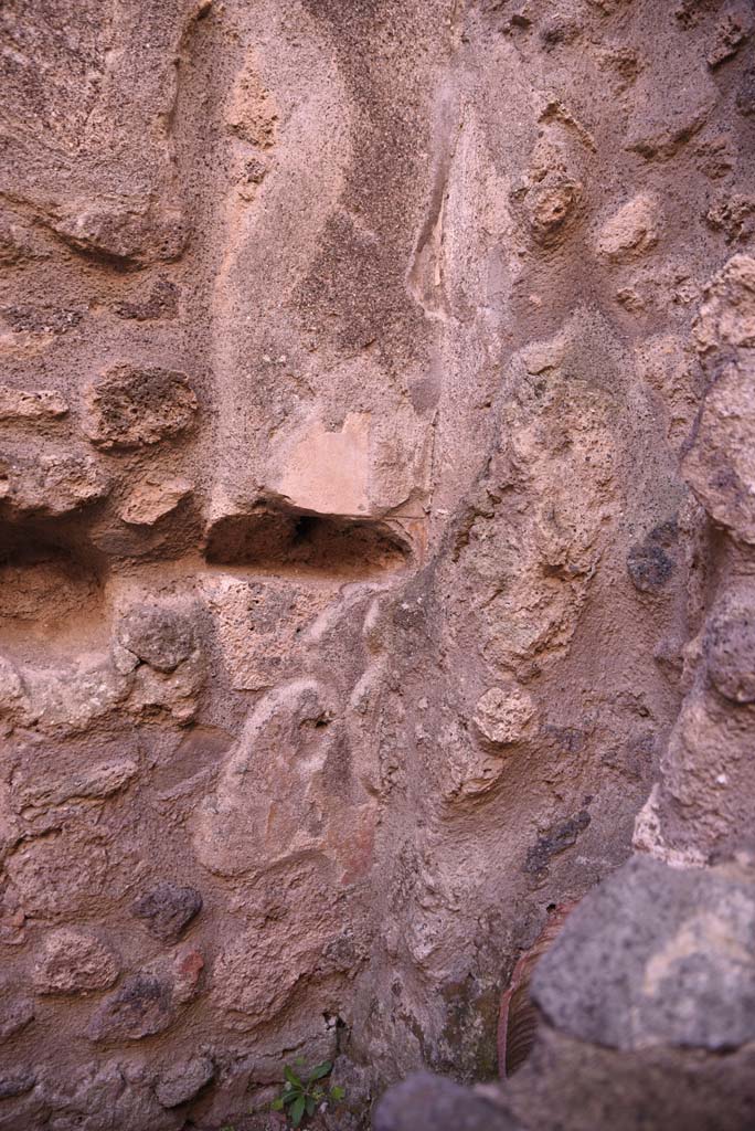 I.4.26 Pompeii. October 2019. Detail of south wall in south-west corner.
Foto Tobias Busen, ERC Grant 681269 D�COR.

