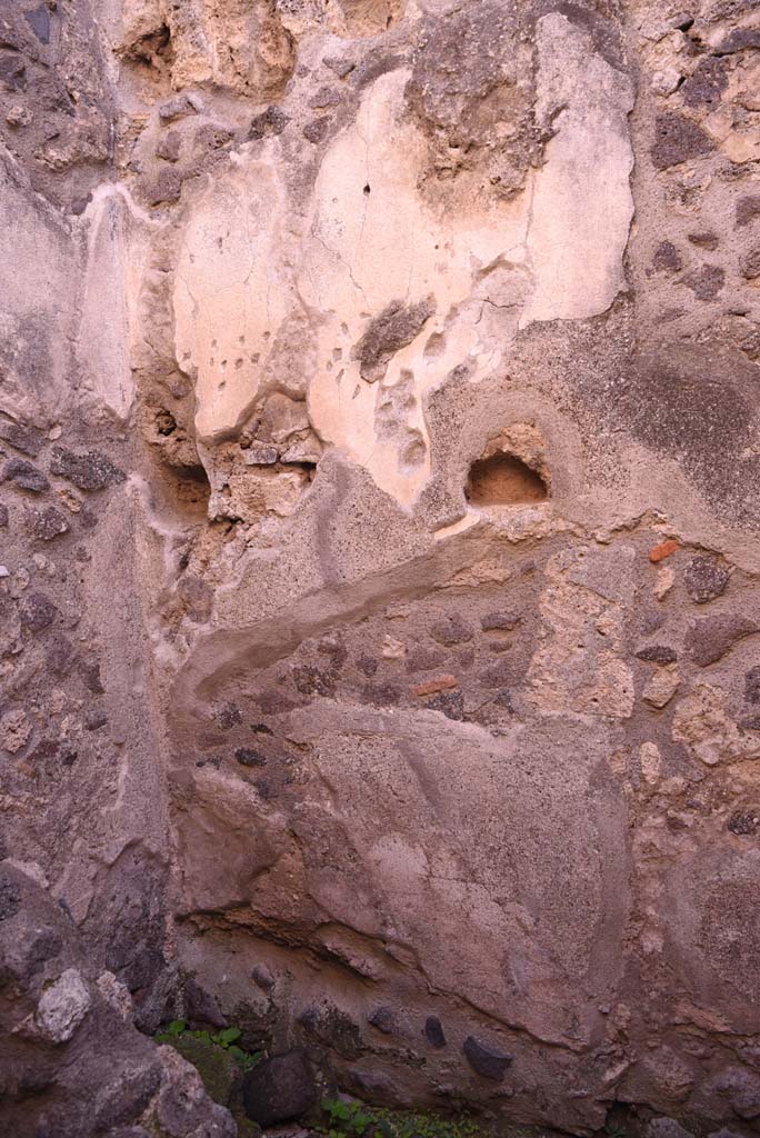 I.4.26 Pompeii. October 2019. South wall in south-east corner.
Foto Tobias Busen, ERC Grant 681269 D�COR.
