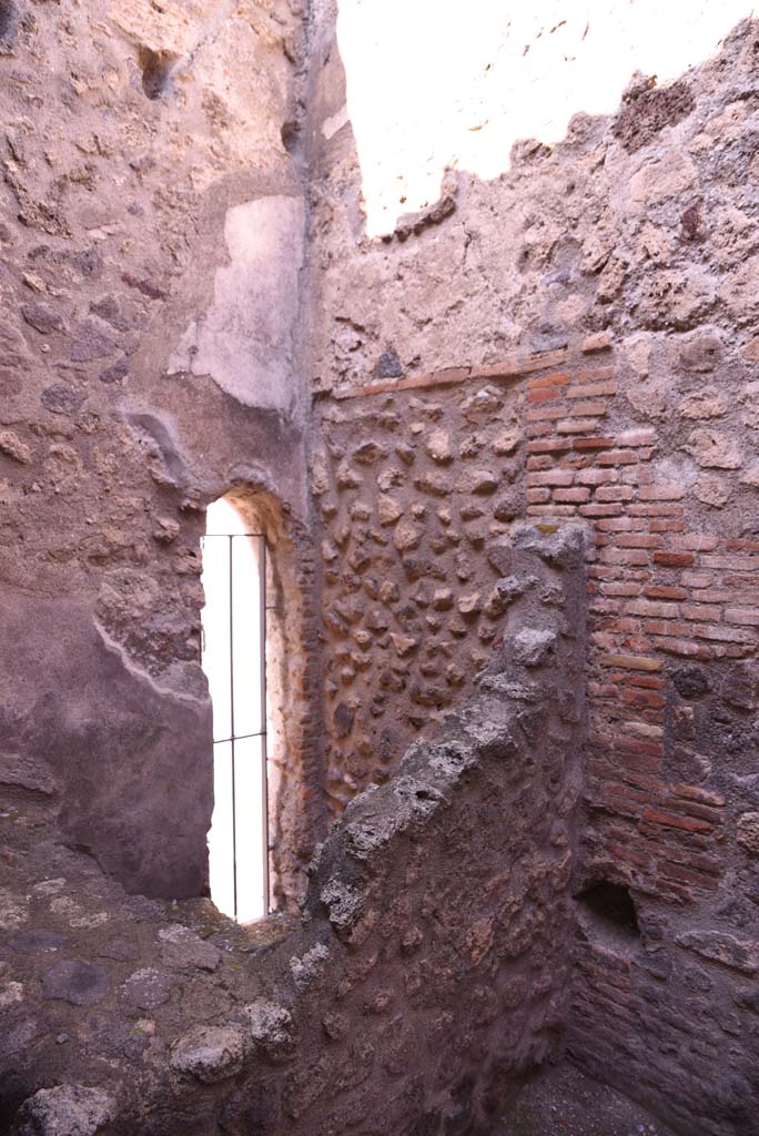 I.4.26 Pompeii. October 2019. North-west corner of small room, area of steps to upper floor.
Foto Tobias Busen, ERC Grant 681269 D�COR.
