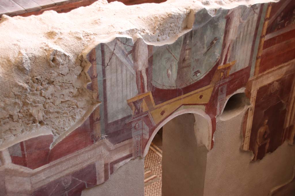 I.6.2 Pompeii. September 2019. Upper south wall, above doorway. Photo courtesy of Klaus Heese.