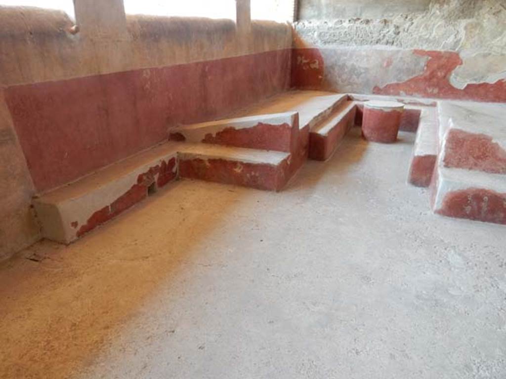 I.6.2 Pompeii. May 2016. Looking west to south side of triclinium with table. Photo courtesy of Buzz Ferebee.