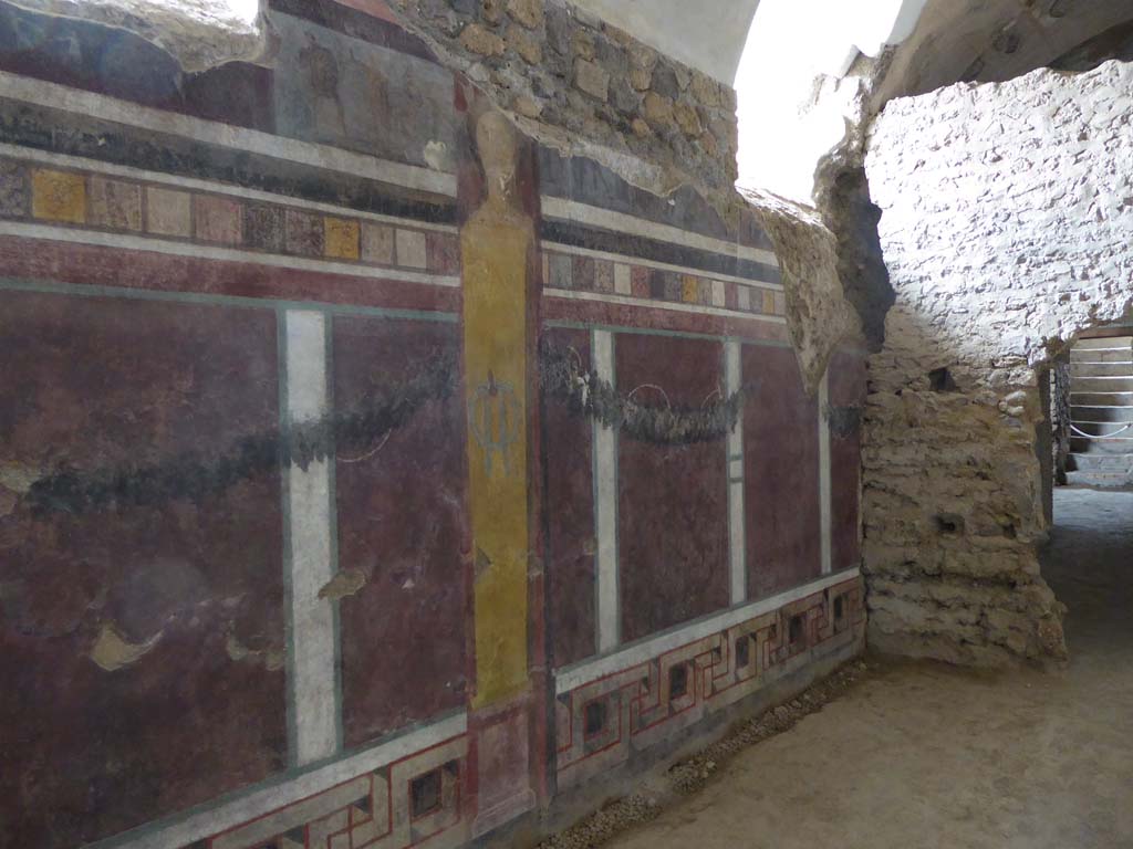 I.6.2 Pompeii. September 2017. Looking north along west wall of cryptoporticus.
Foto Annette Haug, ERC Grant 681269 DÉCOR.
