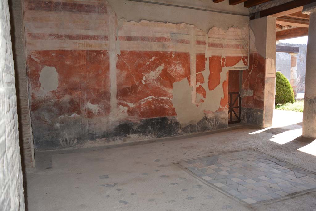 I.7.1 Pompeii. October 2019. Looking towards east wall of oecus.  
Foto Annette Haug, ERC Grant 681269 D�COR.
