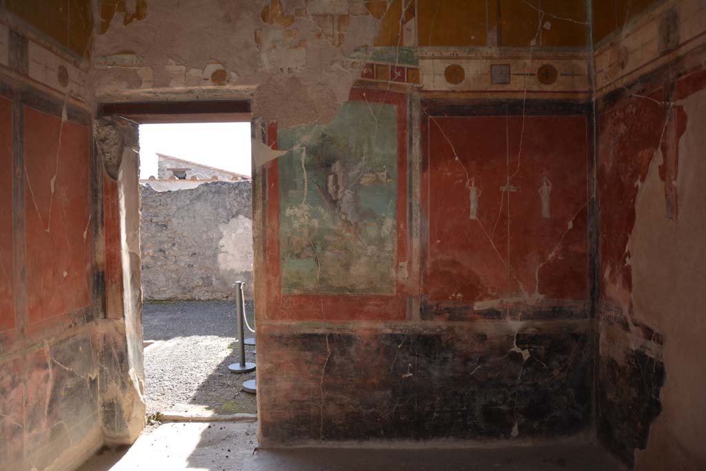 I.7.7 Pompeii. October 2019. Looking towards south wall with doorway to atrium in south-east corner.
Foto Annette Haug, ERC Grant 681269 D�COR.
