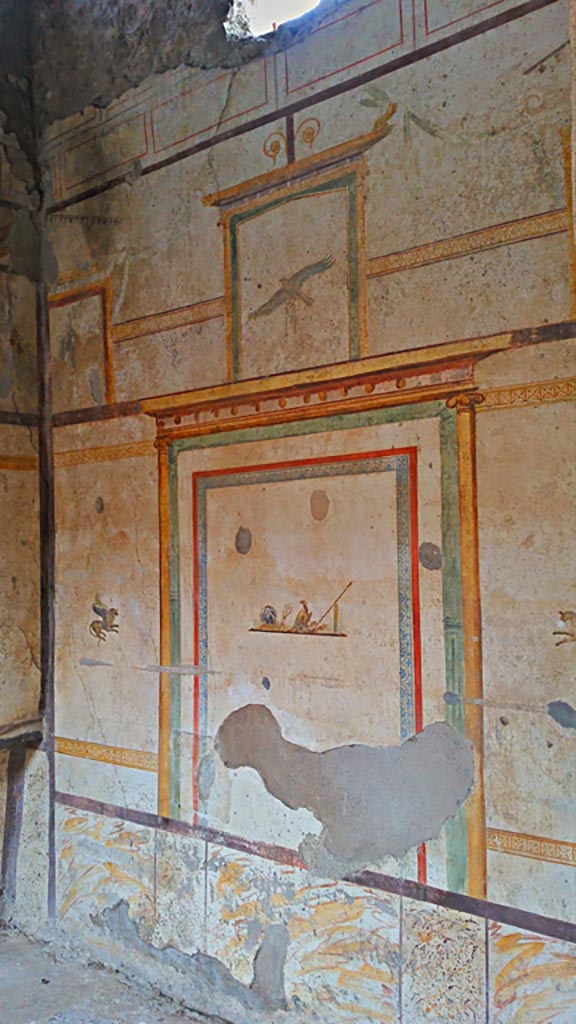 I.7.11 Pompeii. 2017/2018/2019.
Looking north along east wall of cubiculum. Photo courtesy of Giuseppe Ciaramella.
