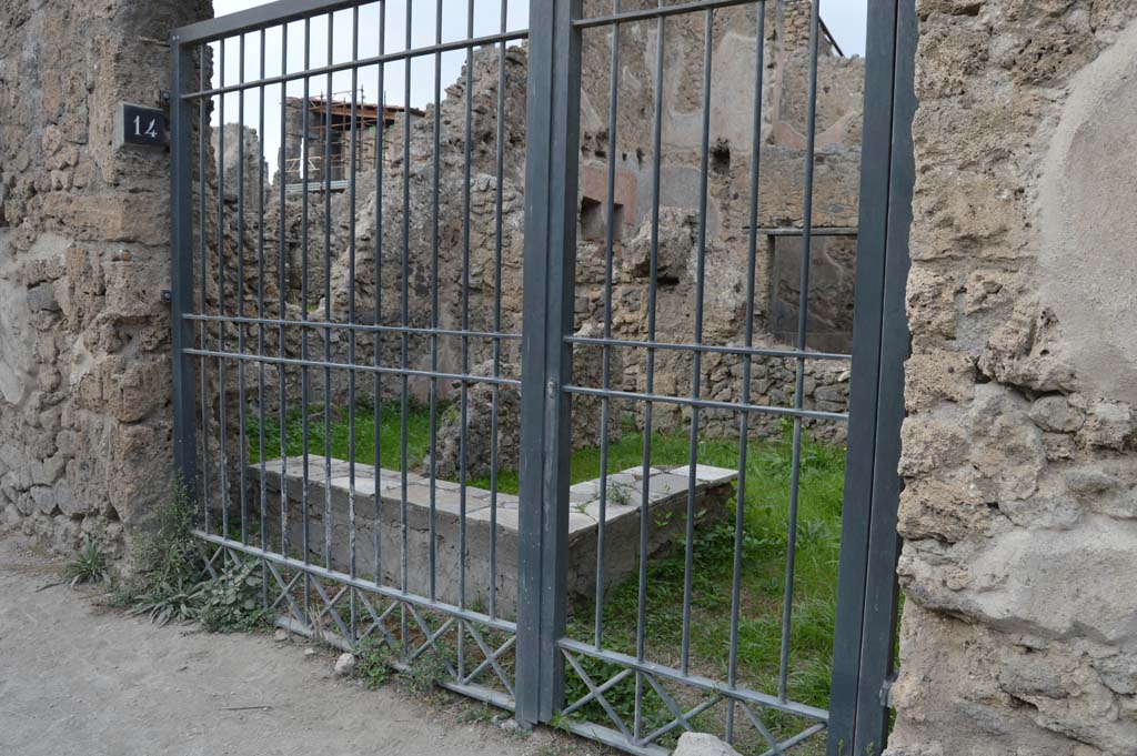 I.7.14 Pompeii. October 2017.Looking towards entrance doorway to bar-room.
Foto Taylor Lauritsen, ERC Grant 681269 DÉCOR.