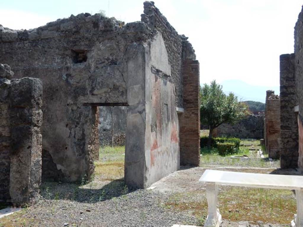 I.8.5 Pompeii. May 2015. Looking across atrium to room in south-east corner. Photo courtesy of Buzz Ferebee.