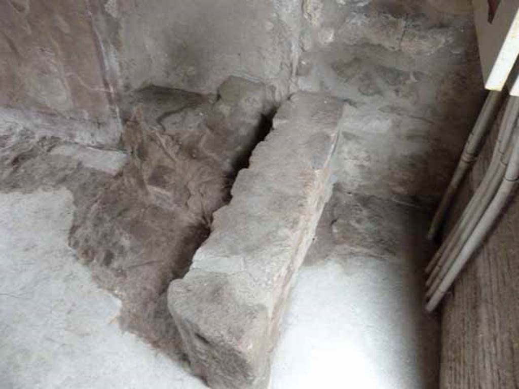I.8.8 Pompeii. May 2010. West side of caupona, base of steps.