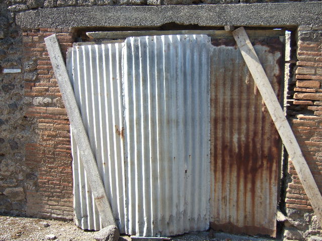 I.8.11 Pompeii. September 2005. Entrance.

