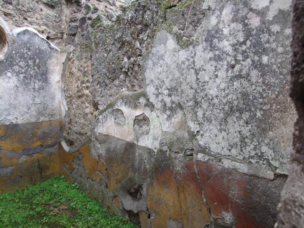 I.8.14 Pompeii. December 2007. Room 5, south-east corner and south wall of cubiculum.