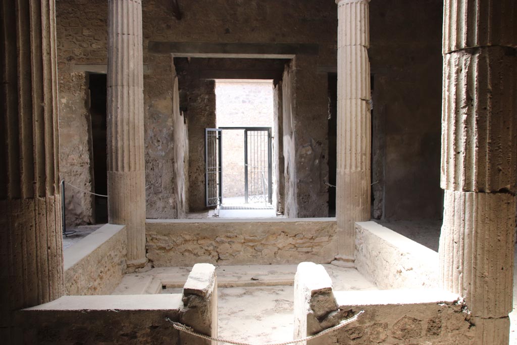 I.8.17 Pompeii. May 2024. Room 3, atrium, looking west across impluvium towards entrance doorway. Photo courtesy of Klaus Heese.