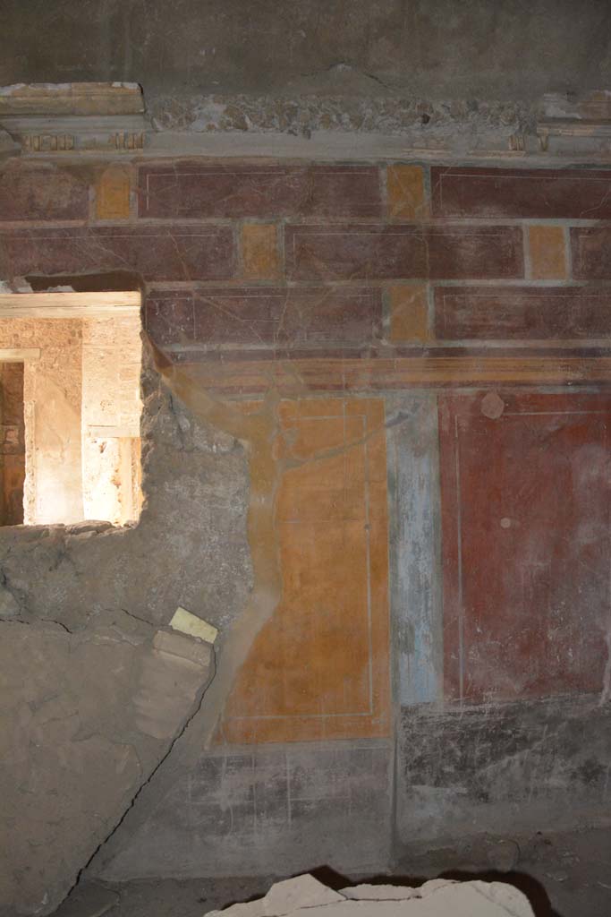I.8.17 Pompeii. March 2019. Room 12, central yellow panel on west wall.
Foto Annette Haug, ERC Grant 681269 D�COR.

