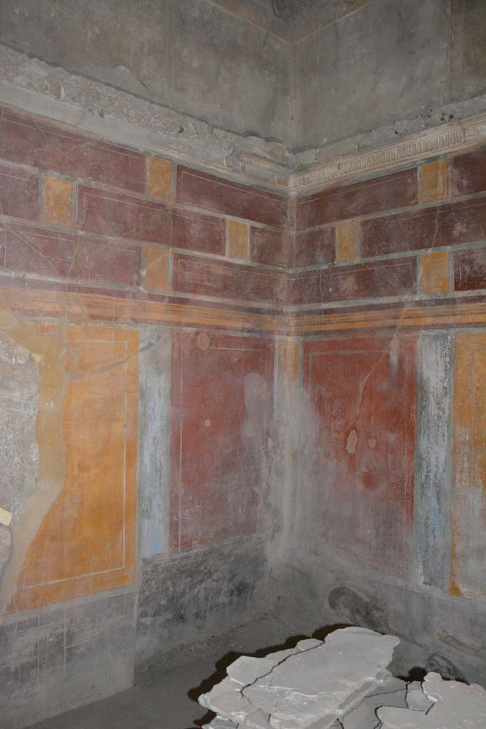 I.8.17 Pompeii. October 2019. Room 12, north-west corner.
Foto Annette Haug, ERC Grant 681269 D�COR.

