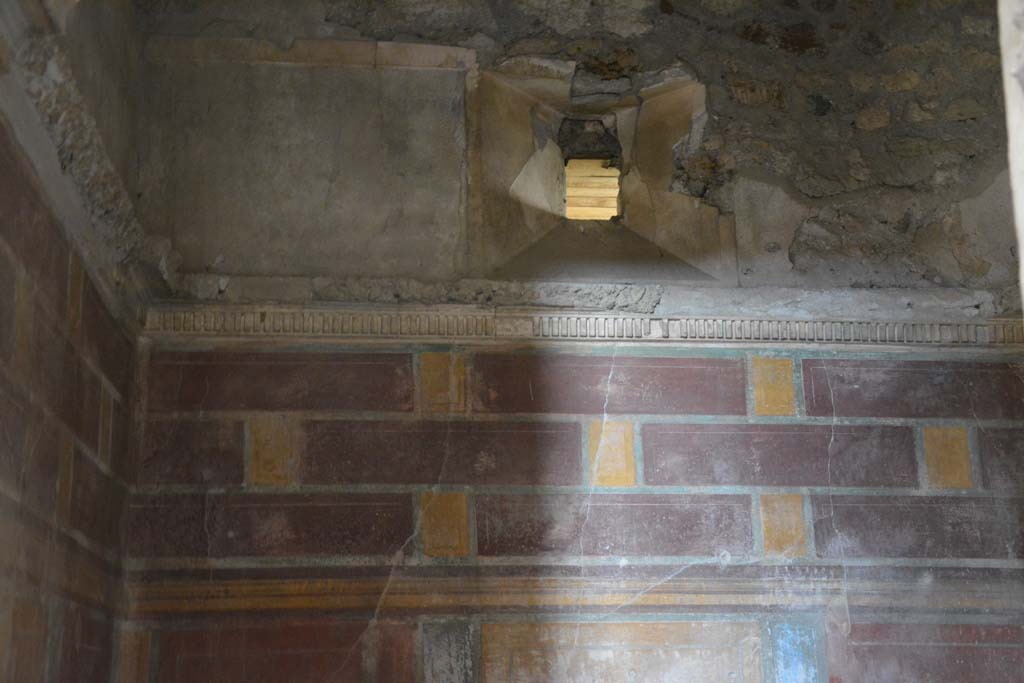 I.8.17 Pompeii. March 2019. Room 12, upper north wall.
Foto Annette Haug, ERC Grant 681269 D�COR.
