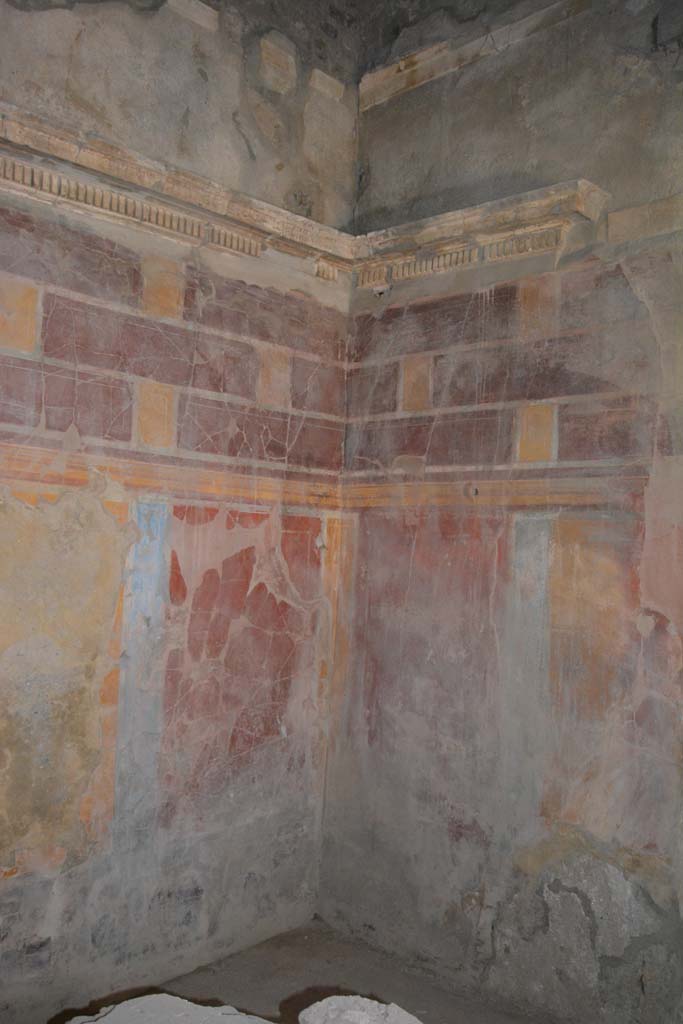 I.8.17 Pompeii. October 2019. Room 12, south-east corner.
Foto Annette Haug, ERC Grant 681269 D�COR.
