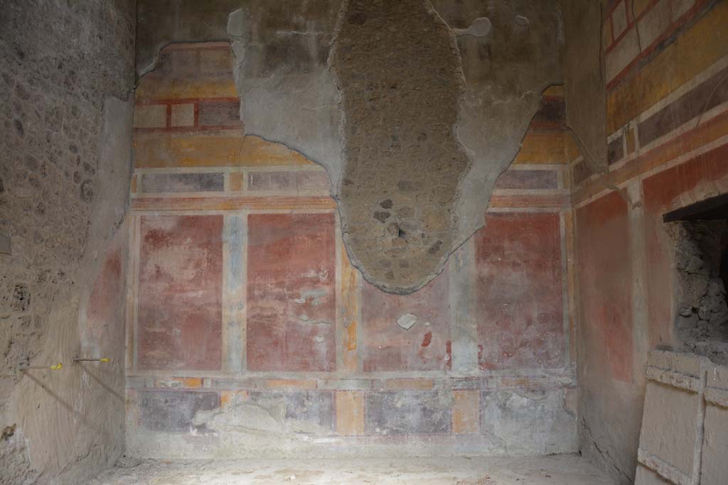 I.8.17 Pompeii. March 2019. Room 13, looking north in ala.
Foto Annette Haug, ERC Grant 681269 DÉCOR.