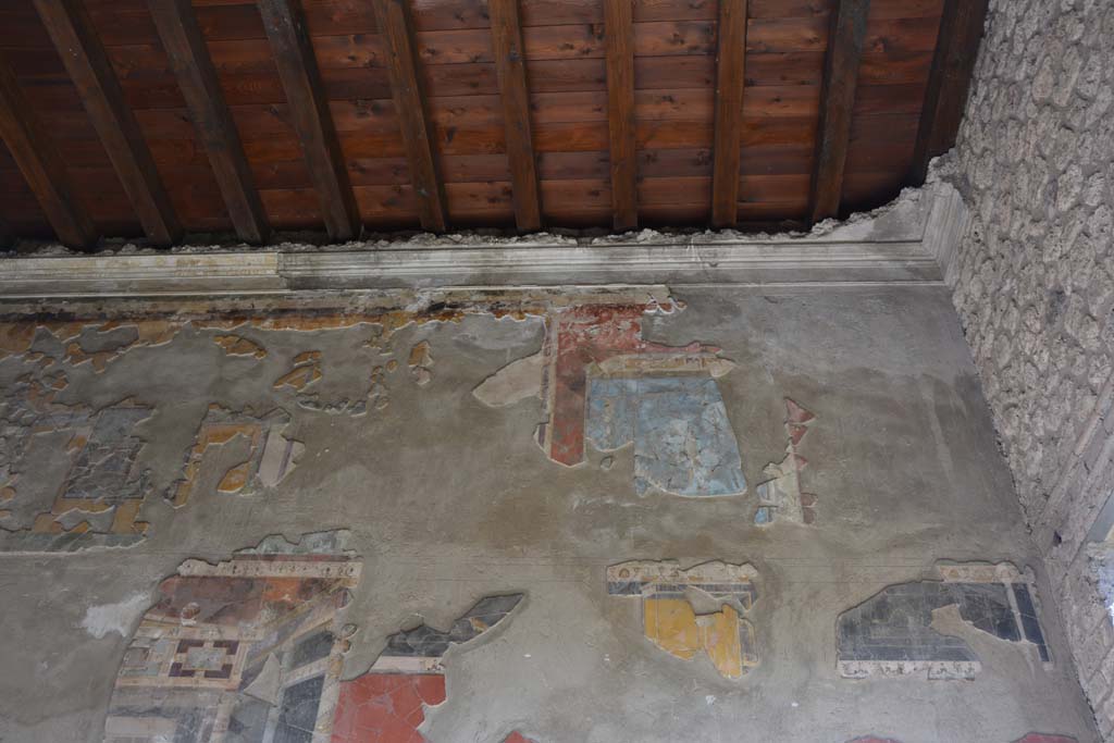I.9.1 Pompeii. October 2019. Room 7, upper south end of east wall of tablinum.
Foto Annette Haug, ERC Grant 681269 D�COR.
