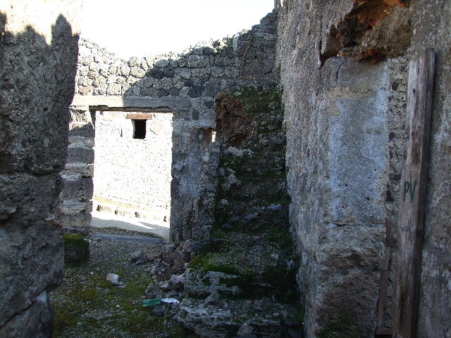 I.9.9 Pompeii. December 2006. Niche.
