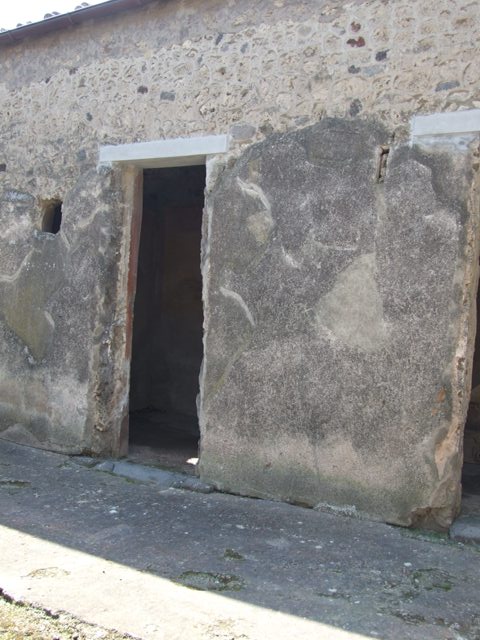 I.10.7 Pompeii. March 2009. Room 3.  Cubiculum. West wall.