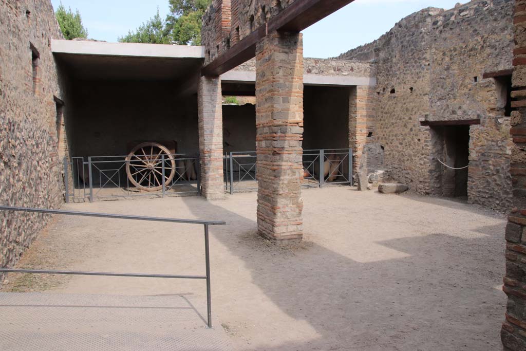 I.10.14 Pompeii. June 2010. Cart in stable. Photo courtesy of Rick Bauer.