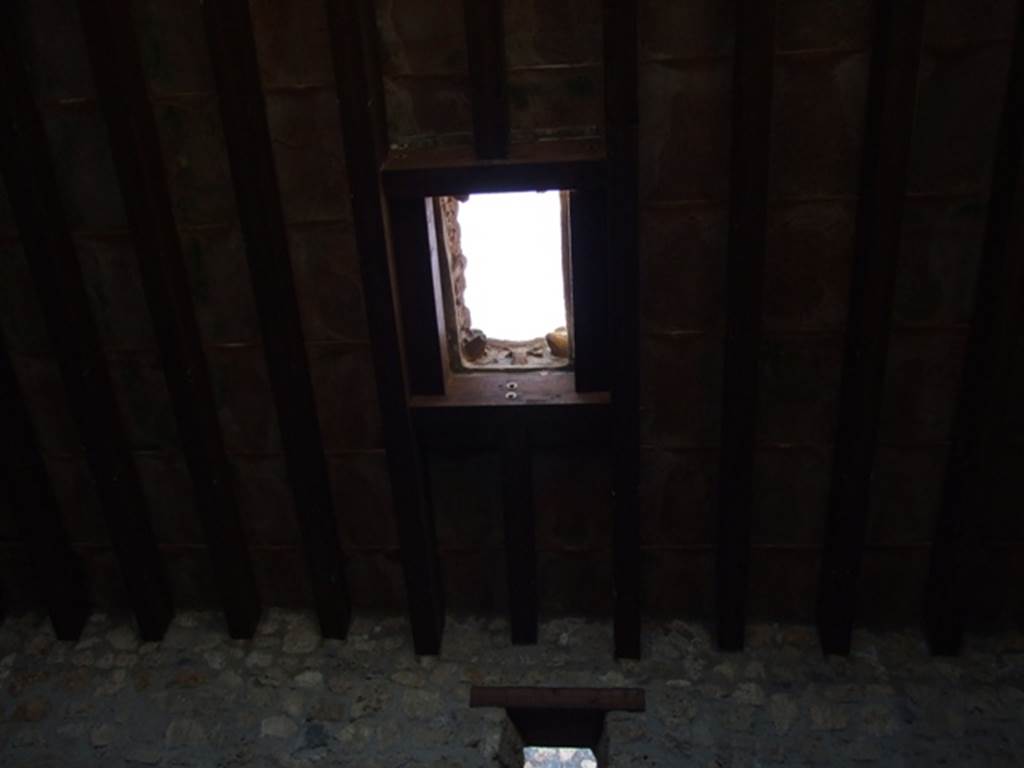 I.10.16 Pompeii.  September 2005. Atrium, west side with door to garden.