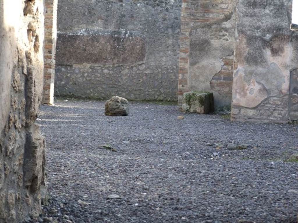 I.11.5 Pompeii. December 2007. Looking south across the atrium. In 1960 a ring seal in bronze with a trident relief with the name L. Habonius Primus on the opposite rectangular space, was found in the atrium. According to Stefani, the correct name for the house should be �Casa di L. Habonius Primus�. See Stefani G. in Guzzo, P. (A cura di), 2006. Argenti a Pompei. Milano, Electa. (p. 151-2).