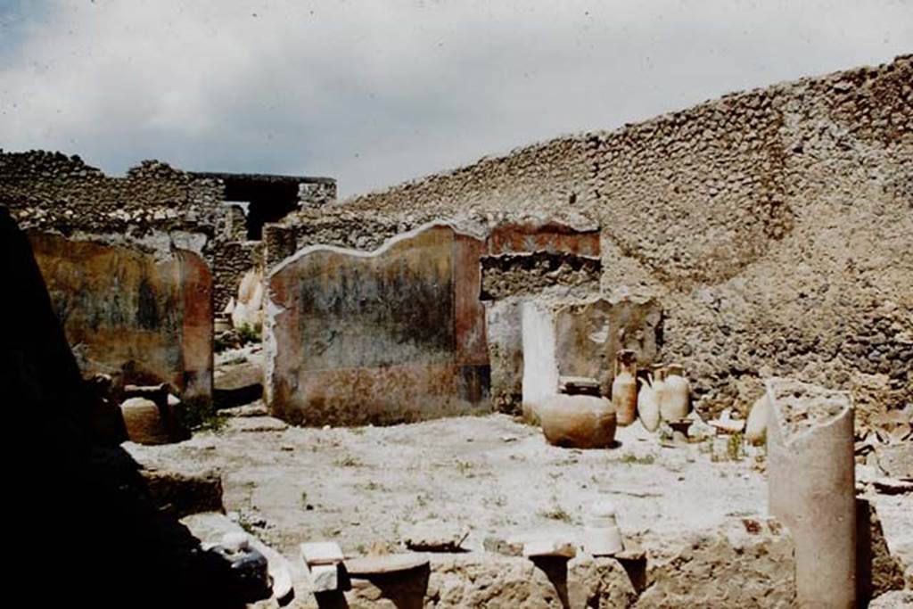 I.12.8 Pompeii. 1961. Room 9, looking across peristyle towards north wall and north-east corner. Photo by Stanley A. Jashemski.
Source: The Wilhelmina and Stanley A. Jashemski archive in the University of Maryland Library, Special Collections (See collection page) and made available under the Creative Commons Attribution-Non Commercial License v.4. See Licence and use details.
J61f0553