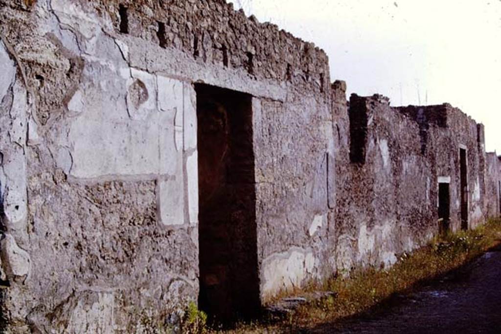 I.15.1 Pompeii. 1968. Looking west along I.15. Photo by Stanley A. Jashemski.