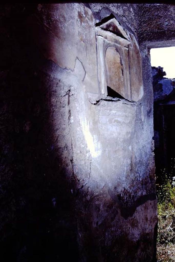 I.15.1 Pompeii. 1968. Niche in east wall of fauces or entrance corridor. Photo by Stanley A. Jashemski.
Source: The Wilhelmina and Stanley A. Jashemski archive in the University of Maryland Library, Special Collections (See collection page) and made available under the Creative Commons Attribution-Non Commercial License v.4. See Licence and use details. J68f1266