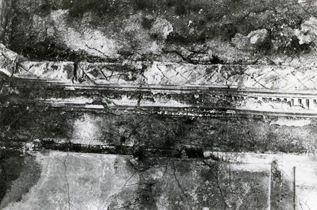 I.15.3 Pompeii. 1980. Room 4. House of Ship Europa, W cubiculum, left W wall, overall.
Photo courtesy of Anne Laidlaw.
American Academy in Rome, Photographic Archive. Laidlaw collection _P_80_3_6.
