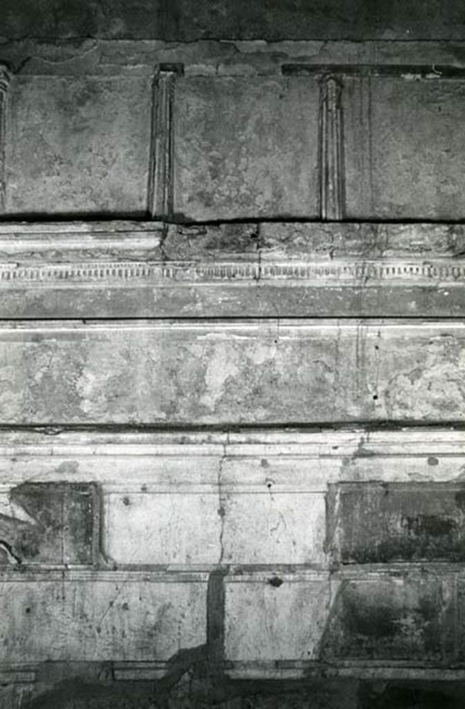 I.15.3 Pompeii. 1972. Room 4. House of Ship Europa, E cubiculum, W wall. Photo courtesy of Anne Laidlaw.
American Academy in Rome, Photographic Archive. Laidlaw collection _P_72_15_14.
