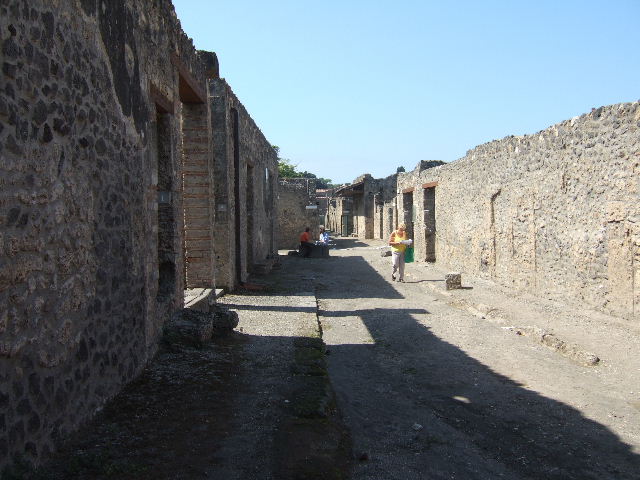 I.16.1 Pompeii. September 2005. Entrance doorway.
