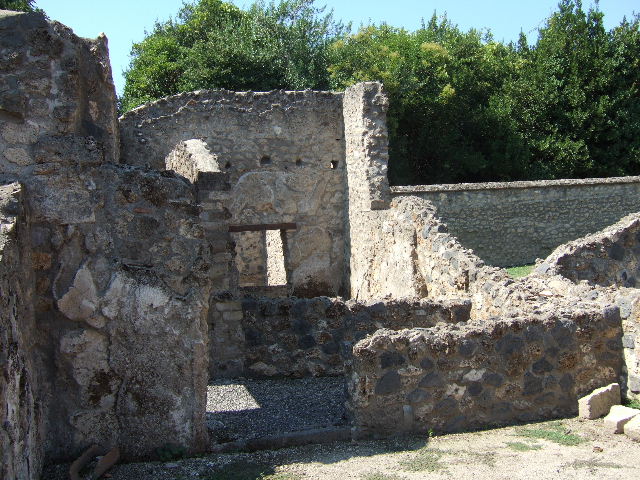 I.16.5 House