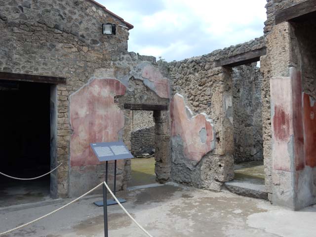 II.3.3 Pompeii. December 2005. Room 6. Triclinium. North wall.