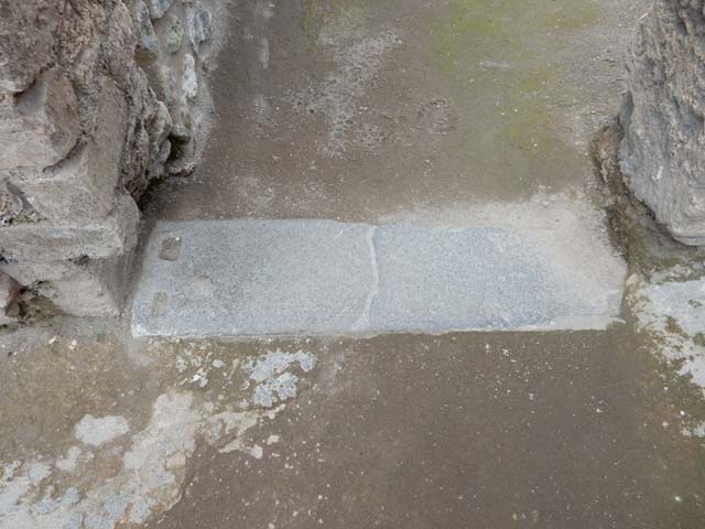 II.3.3 Pompeii. December 2005. Room 6, Triclinium. North and east walls.