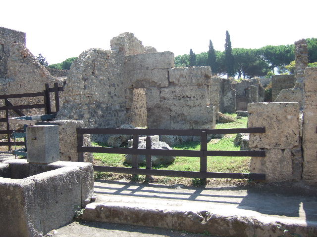 II.3.5 Pompeii. December 2007. Looking south from bar-room towards rear room.