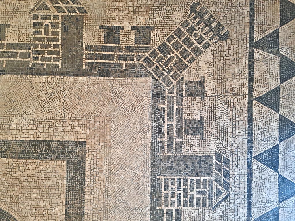 II.4.6 Pompeii. June 2024. Detail of corner of border edging of mosaic in atrium, now in room CXXXII (132).
On display in Naples Archaeological Museum. Photo courtesy of Giuseppe Ciaramella.