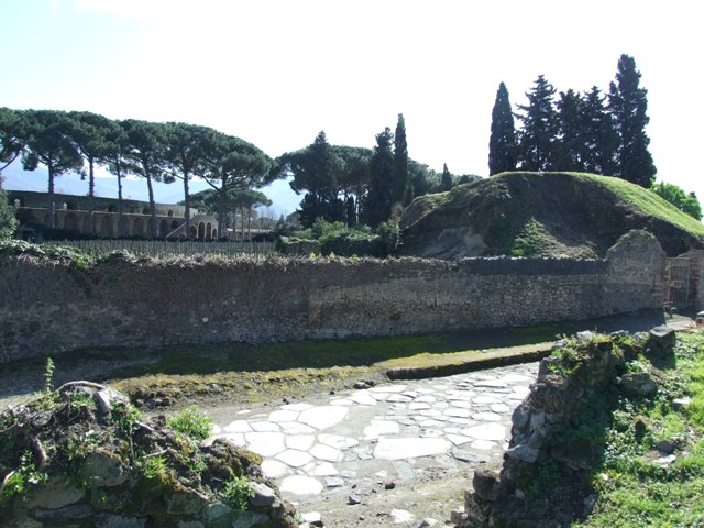 III.7                            Porta Sarno / Sarno Gate                             II.5.4/5