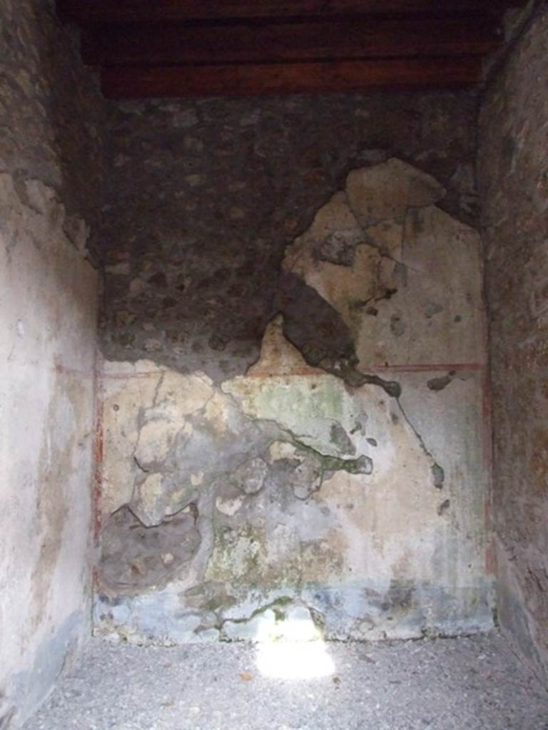 III.2.1 Pompeii. March 2009. Room 8. Cubiculum. East wall.