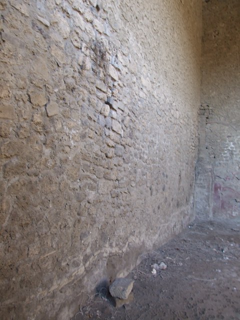III.3.6 Pompeii. November 2010.  Very sad destruction. 