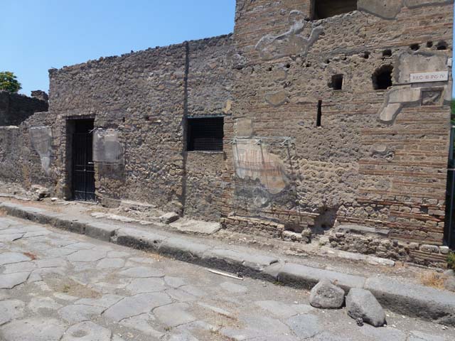III.4.3 Pompeii. May 2006. Entrance.
