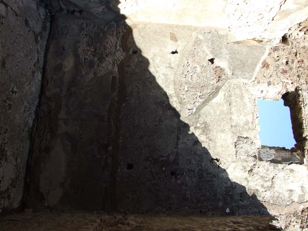 V.1.7 Pompeii. December 2007. Blocked door in atrium at side of room 7.