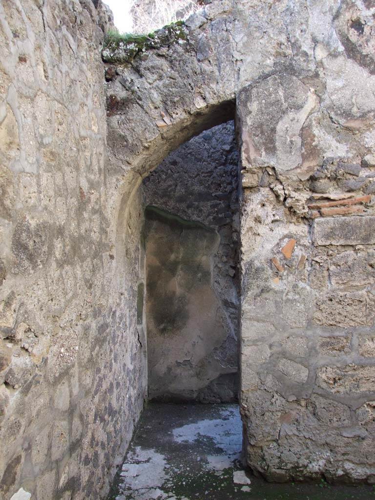 V.1.7 Pompeii. December 2007. Room 13, looking back to doorway in west wall. 