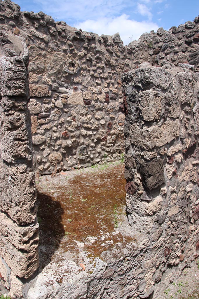 V.1.7 Pompeii. May 2024.
Room “c”, doorway on north side of room 12, into small second room. Photo courtesy of Klaus Heese.