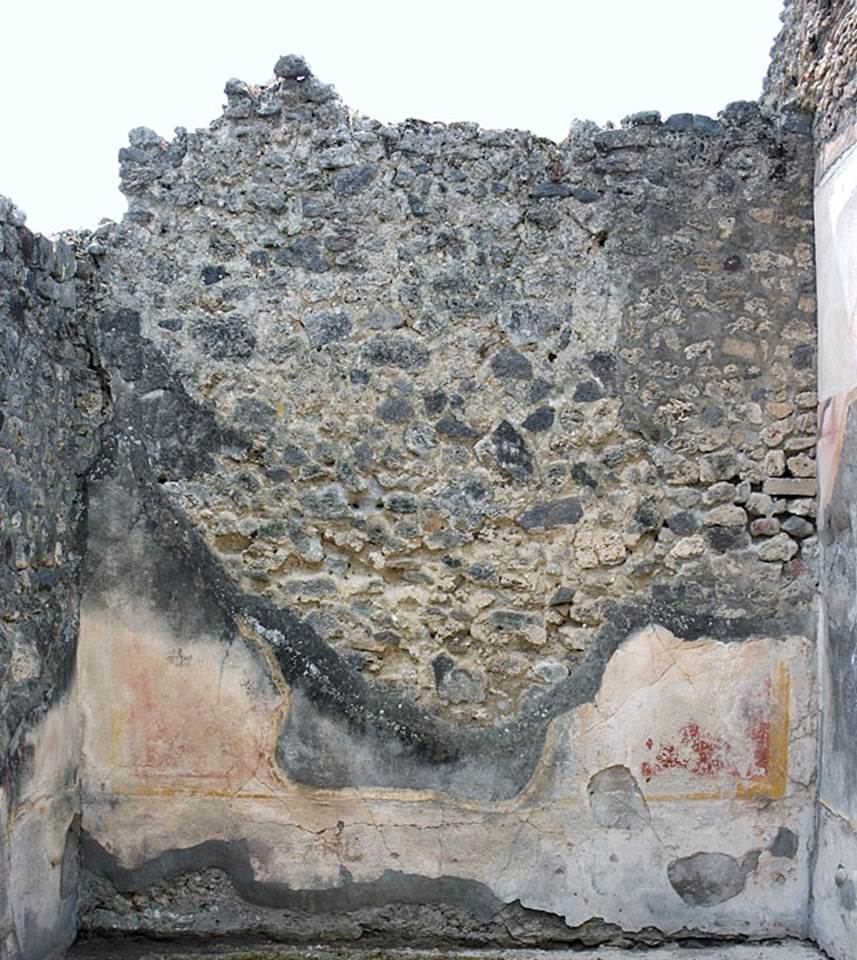 V.1.23 Pompeii. c.2005-07.
Room “k”, west wall before the reconstruction. Photo by Hans Thorwid.
Photo and words courtesy of the Swedish Pompeii Project.