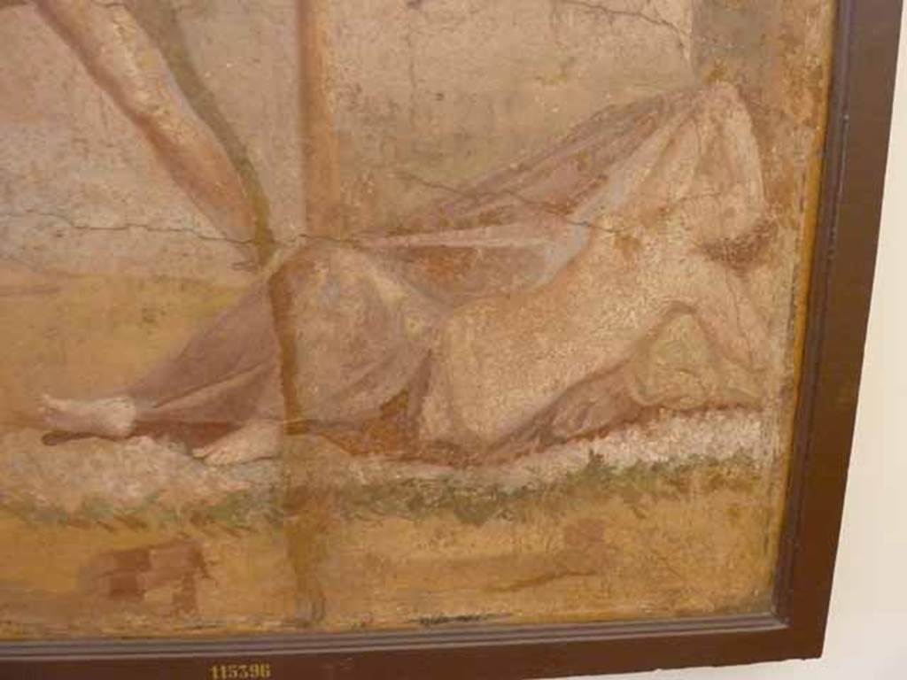 V.1.26 Pompeii. May 2010. Room “o”, east wall of triclinium.
Detail of Ariadne sleeping on a bed of roses and white flowers.
When the painting was excavated the gilding of her chain and ankle bands was still visible.
Now in Naples Archaeological Museum. Inventory number 115396.
