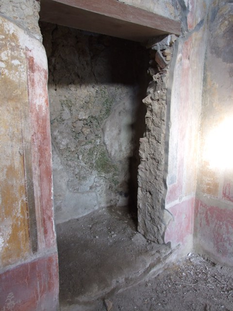 V.2.4 Pompeii. December 2007. Small room on the north wall of room 15.