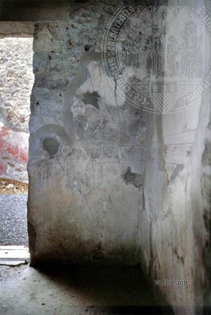 V.2.h Pompeii. Room I, north-west corner.
Photo by W. Ehrhardt. Photo © Deutsches Archäologisches Institut, Abteilung Rom, Arkiv.
See http://arachne.uni-koeln.de/item/bauwerksteil/3379