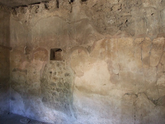 V.2.i Pompeii. March 2009. Doorway to Room 2a, on west side of atrium.