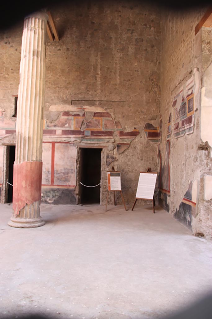 V.2.i Pompeii. October 2023.
Room 1, looking towards west wall in north-west corner. Photo courtesy of Klaus Heese.
